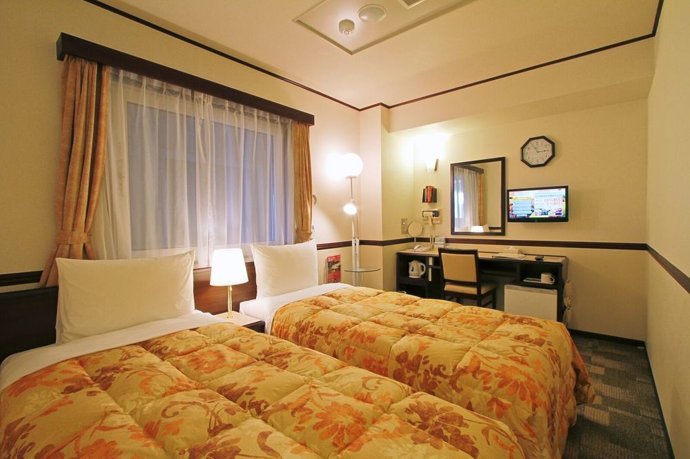 Toyoko Inn Maibara Eki Shinkansen Nishi Guchi Buitenkant foto